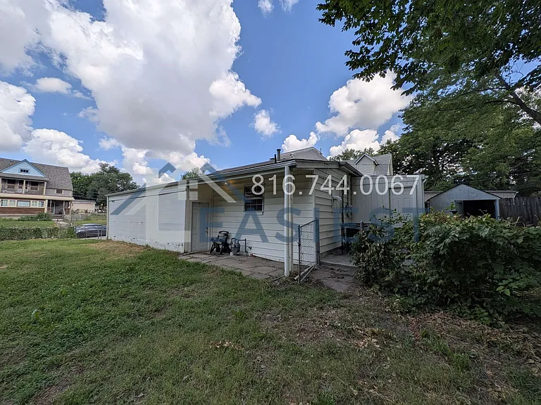 1231 Indiana Ave — Photo 22