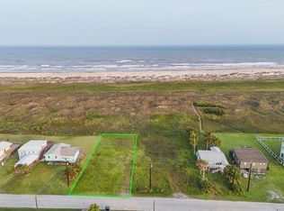14 Beachfront Dr, Matagorda, TX 77457