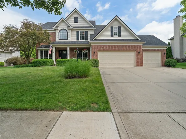 8904 Carnation Dr, Noblesville, IN 46060