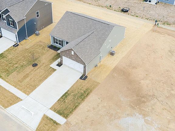 3rd image of 5420 Gordon St
