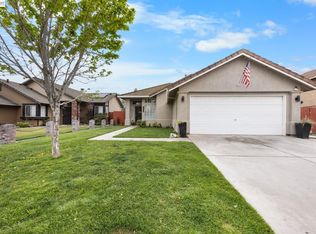 502 Chablis Way, Manteca, CA 95337