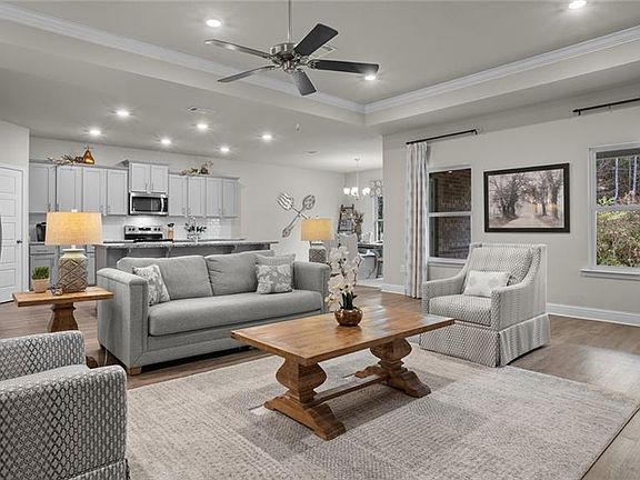 3rd image of 10369 Heirloom Rd S
