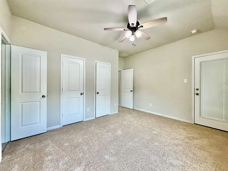8002 Mesquite Hill Ln — Photo 22
