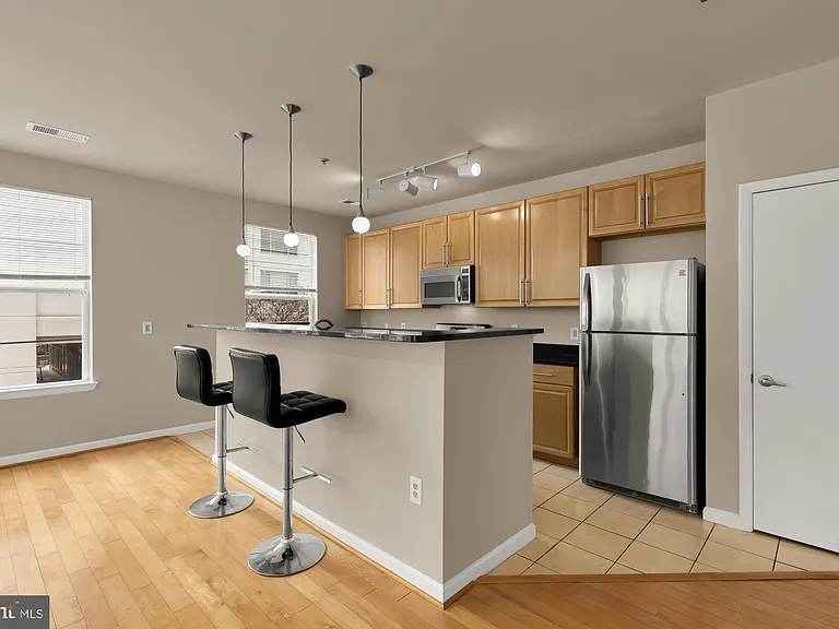 1201 E West Hwy #238 — Photo 12