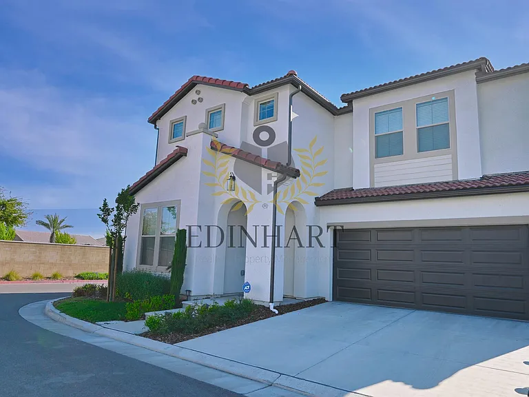 1439 E Via Albero Dr — Photo 36