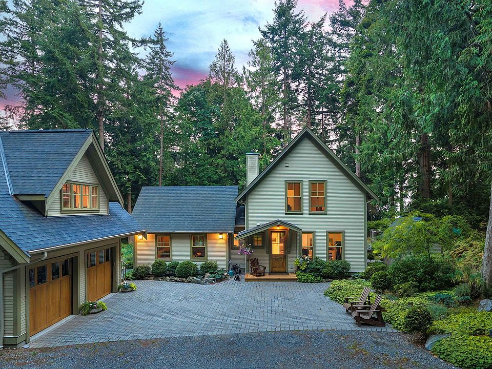 1st image of 1755 Emily Way