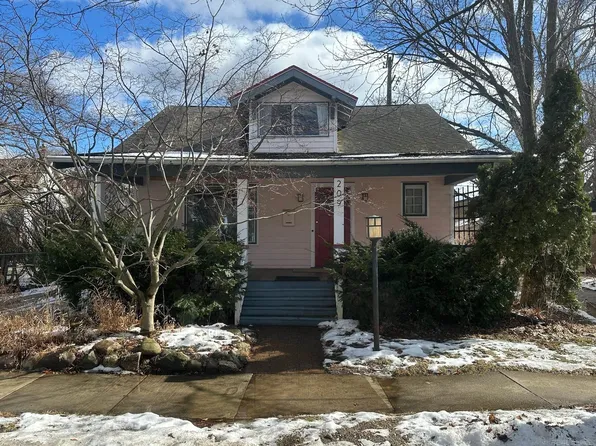 209 Buena Vista Ave, Ann Arbor, MI 48103