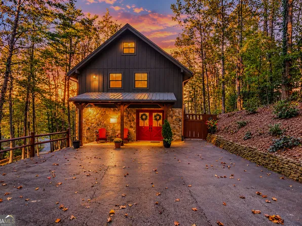 734 Mining Gap Connector, Young Harris, GA 30582