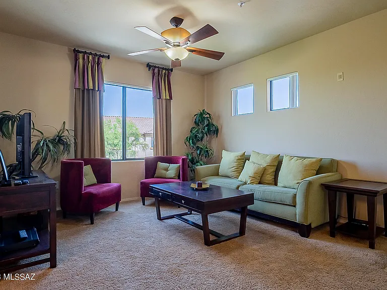 2550 E River Rd #16305 — Photo 4