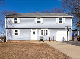 30 Parsons Rd, Enfield, CT 06082