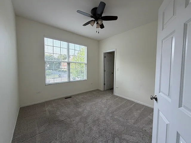 2542 Dunraven Ave #2542 — Photo 11