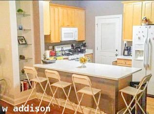 4044 W Addison St #615, Chicago, IL 60641