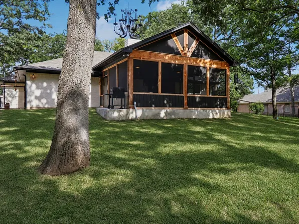 108 Sanchez Creek Ct, Weatherford, TX 76088