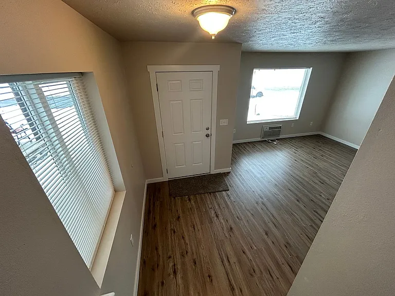 3rd Street Duplexes in Cheney near EWU! — Photo 14