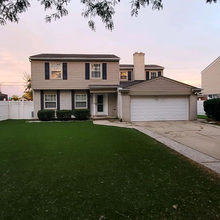 1st image of 29432 Guy St