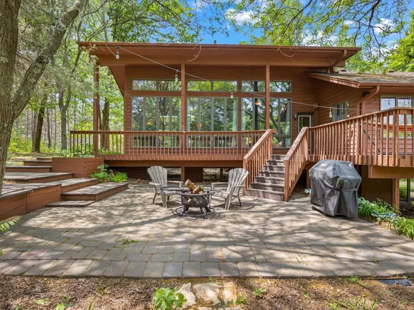 10101 Perkins Ave N, Stillwater, MN 55082