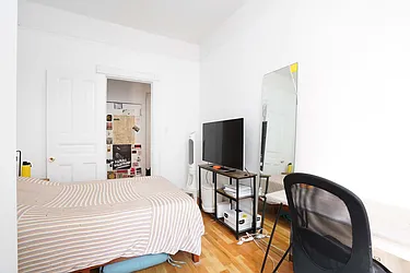 Rented by Waldstar Real Estate LLC