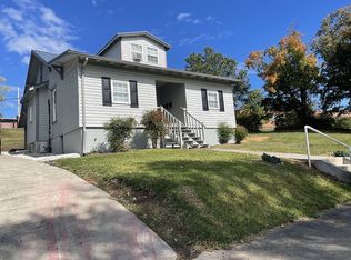 122 W Wanola Ave, Kingsport, TN 37660