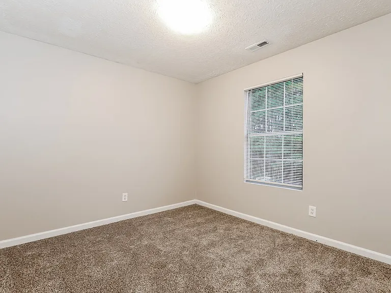 102 Inverness Trce — Photo 14