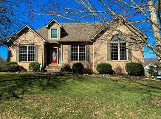 126 Twin Oaks Dr, Rockwood, TN 37854