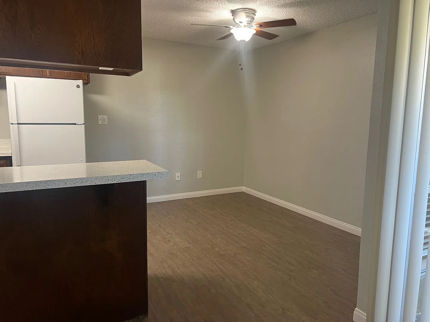 Raintree Garden Apartments — Photo 4