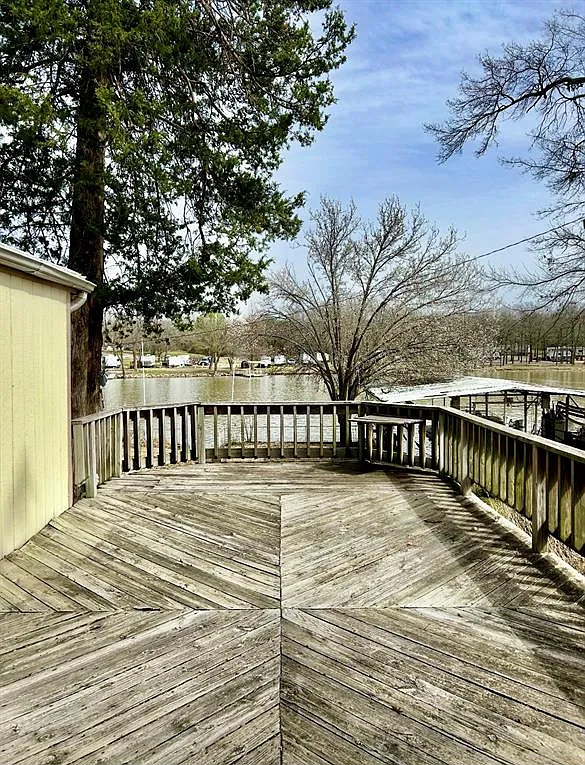 2 bed, 2.0 bath, 930 sqft, $1,500 — Photo 3