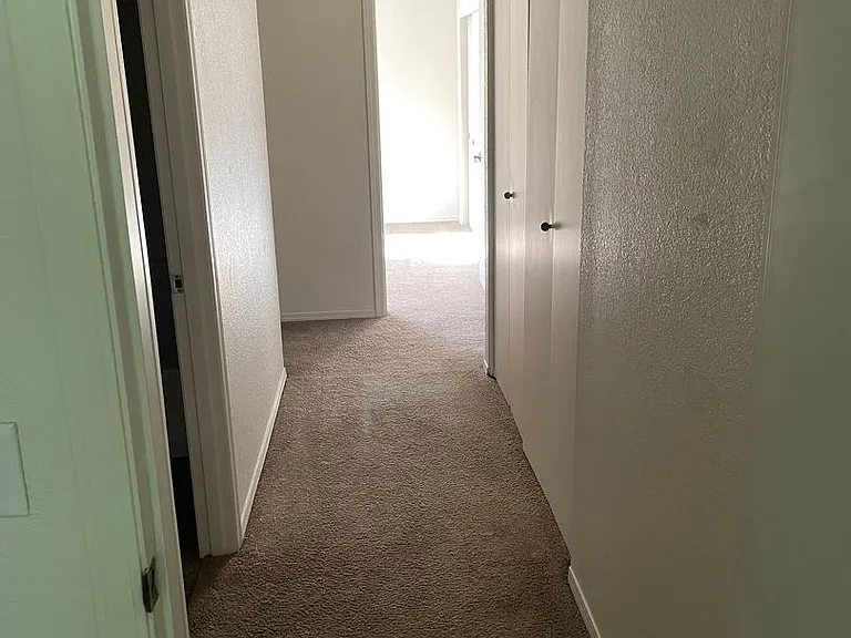 Bonita Court — Photo 29