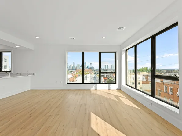28 Vroom St, Jersey City, NJ