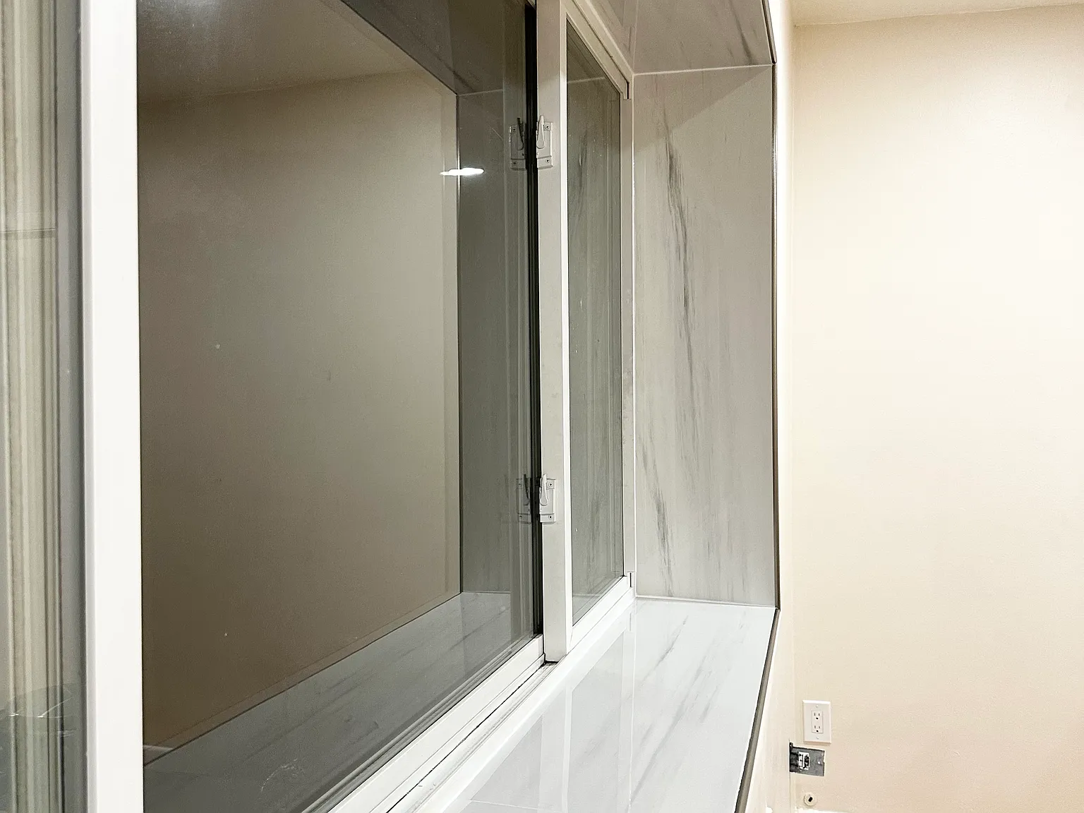 1 bed, 470 sqft, $2,250 — Photo 2