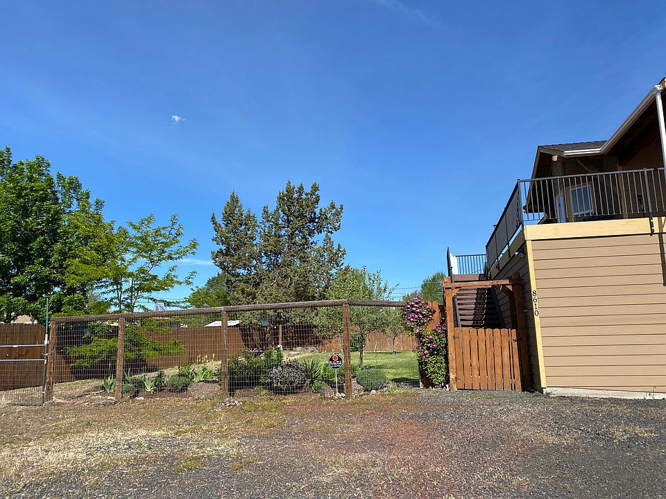 2nd image of 8610 4th St
