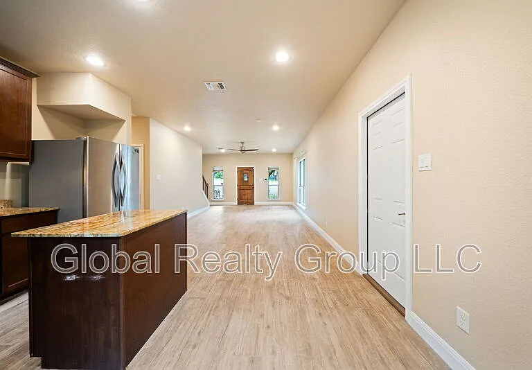 635 Bluffside Dr — Photo 14