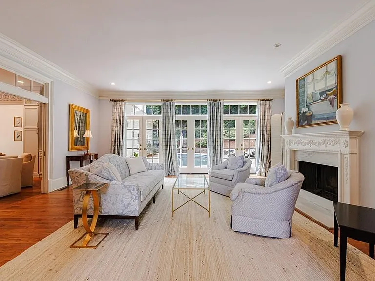 25 Asheworth Ct NW — Photo 8
