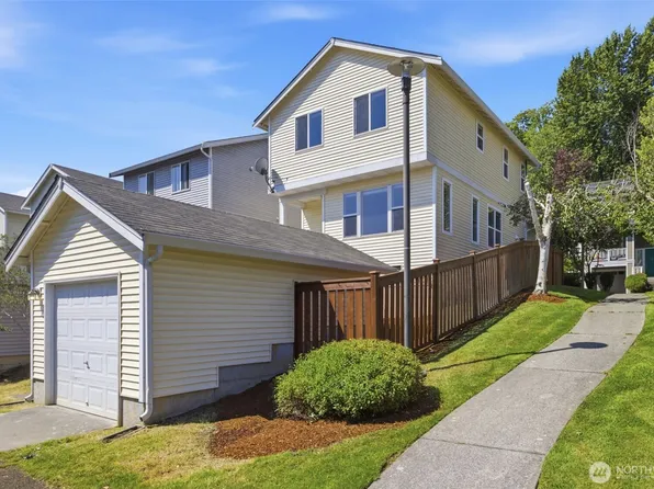 7624 39th Avenue S, Seattle, WA 98118