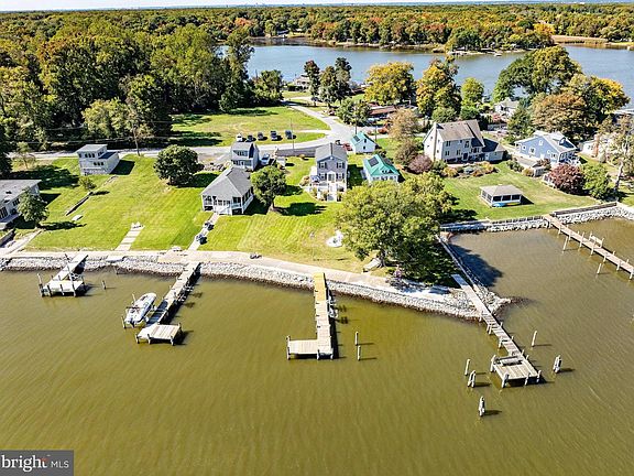 5th image of 2545 Barrison Point Rd