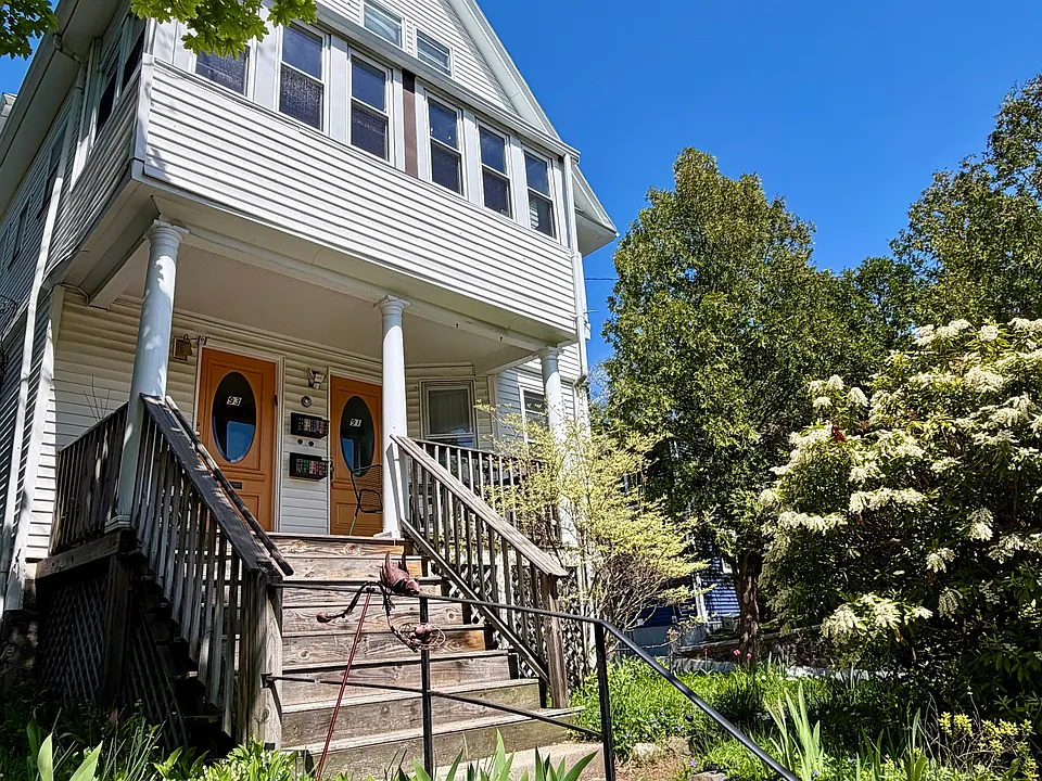 91 Academy Hill Rd