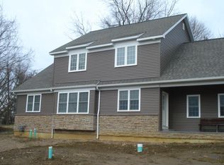 179 W Charlotte St, Millersville, PA 17551