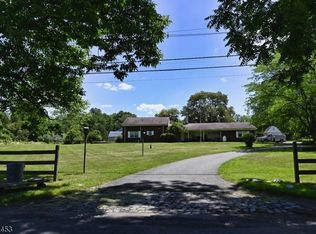 5 Daly Rd, Far Hills, NJ 07931