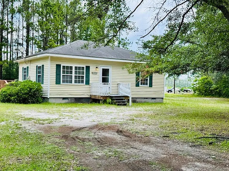 3660 Old Maco Rd — Photo 2
