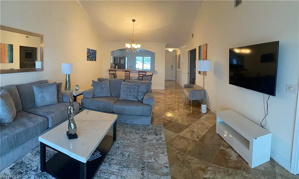 2 bed, 2.0 bath, 1308 sqft, $1,600 — Photo 4