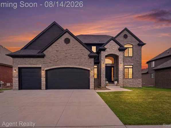 19870 Joy Dr, Macomb, MI 48042