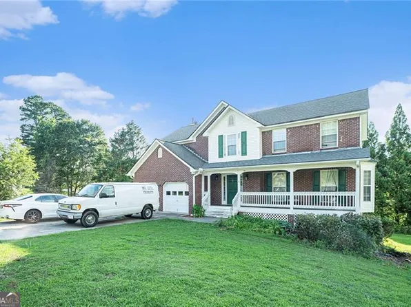 1535 Summit Pond Cir, Loganville, GA 30052