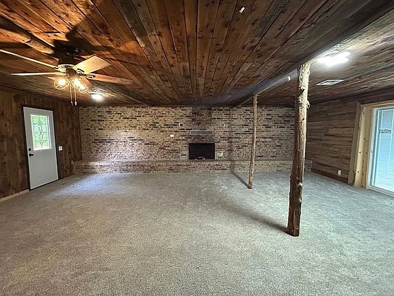 5th image of 39668 Barton Rd