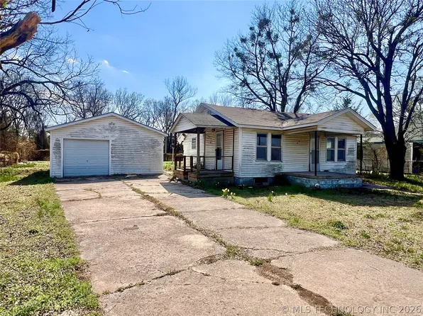 931 W 14th St, Ada, OK 74820