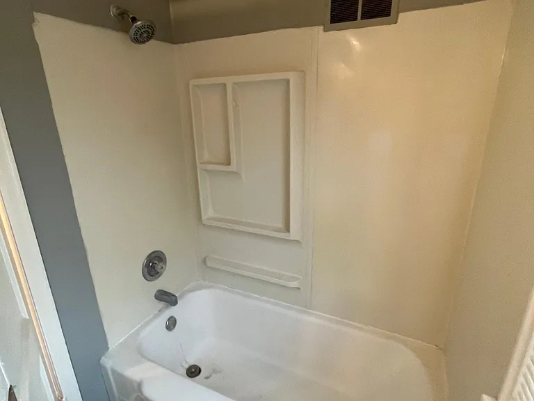 254 2nd Ave S #2 — Photo 6