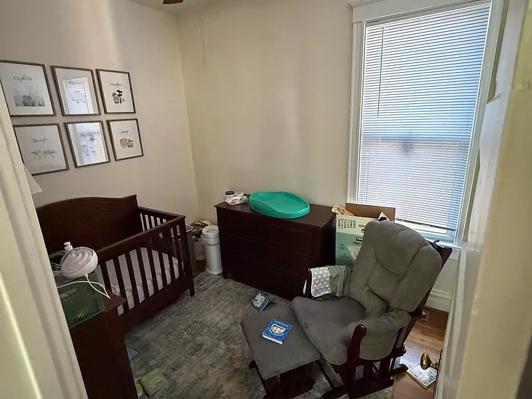 1741 W Byron St #2 — Photo 16