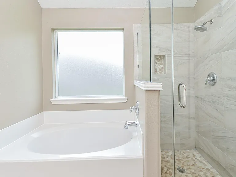 15975 Cottage Ivy Cir — Photo 26