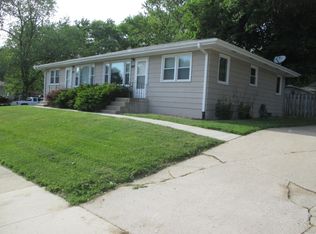 1207 7th St, Coralville, IA 52241