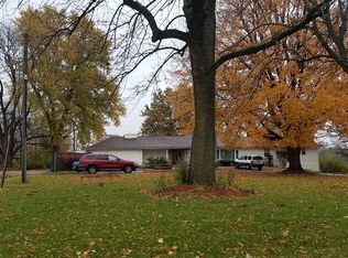 4314 Robbins Mill Rd, Florissant, MO 63034