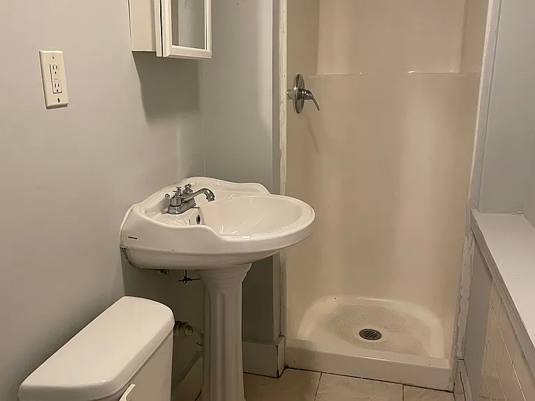 335 Fountain St #1B — Photo 8