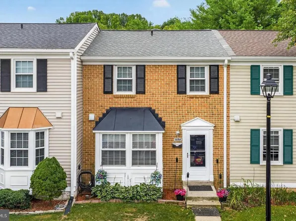 1858 Sharwood Pl, Crofton, MD 21114
